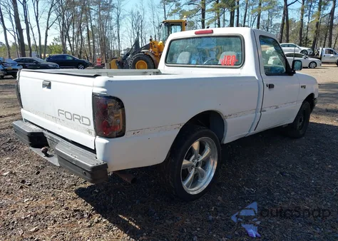 1993 Ford Ranger z USA, uszkodzony, nr VIN 1FTCR10U4PTA71013